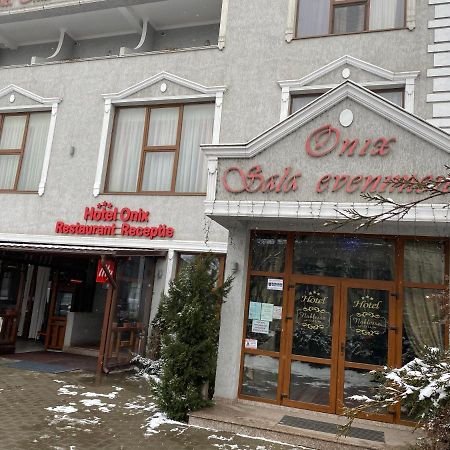 Hotel Onix Roman Eksteriør bilde