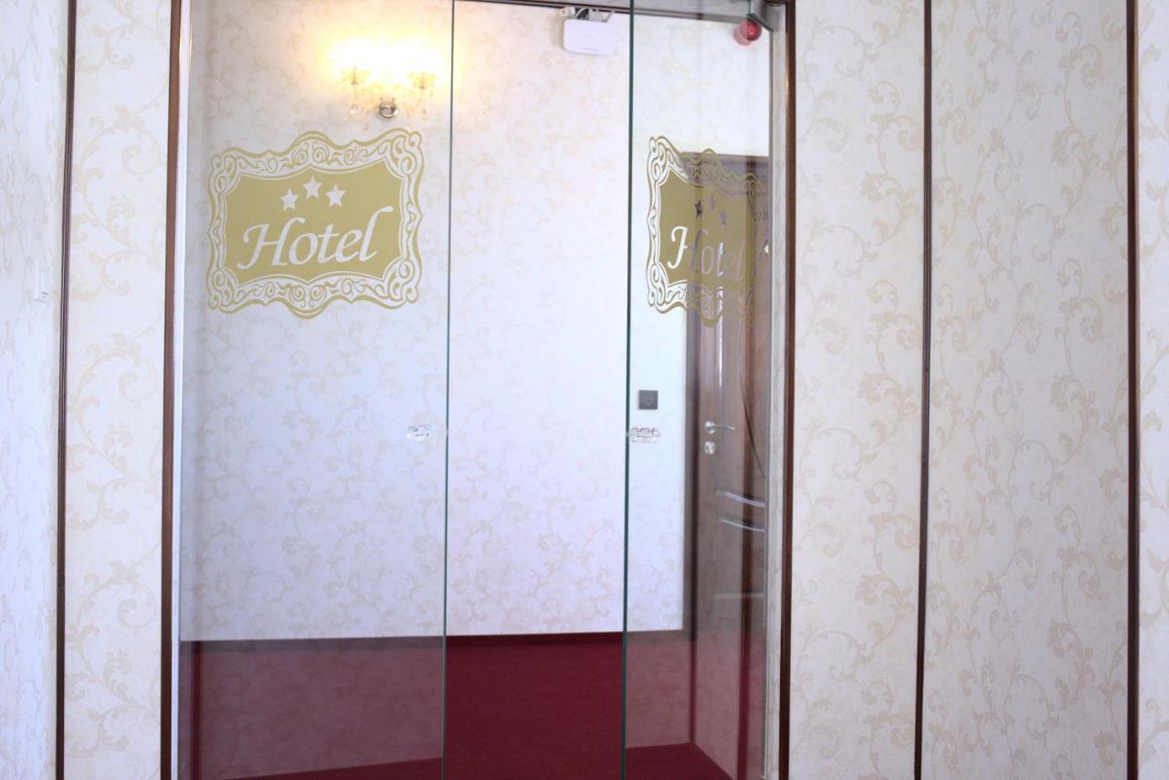 Hotel Onix Roman Eksteriør bilde