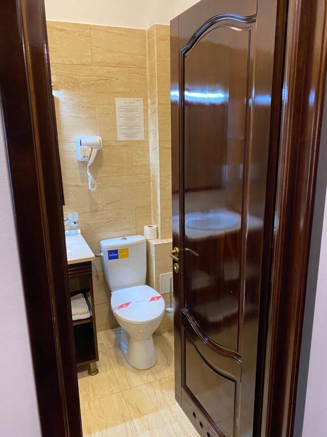 Hotel Onix Roman Eksteriør bilde
