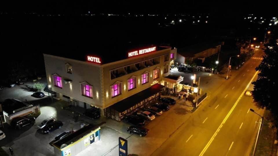 Hotel Onix Roman Eksteriør bilde