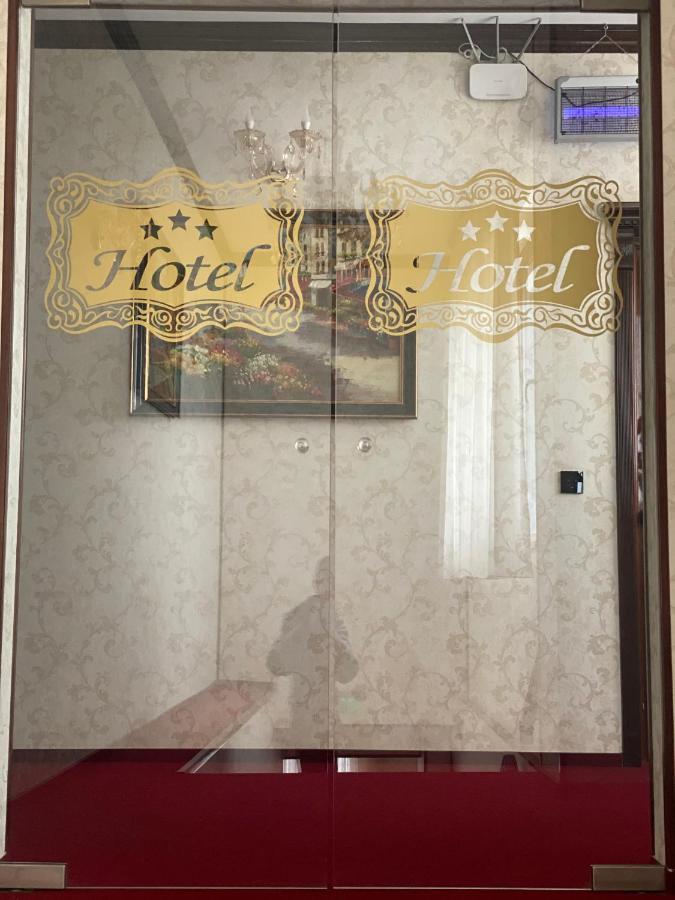 Hotel Onix Roman Eksteriør bilde